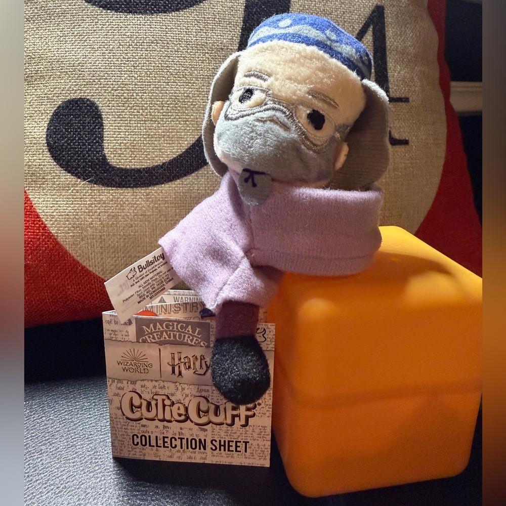 Harry Potter CutieCuff Dumbledore Magical Creatures Plush